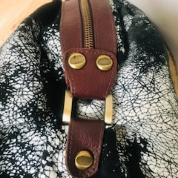 Bryna Nicole Breakaway Varennes Leather Bag - Picture 7 of 12